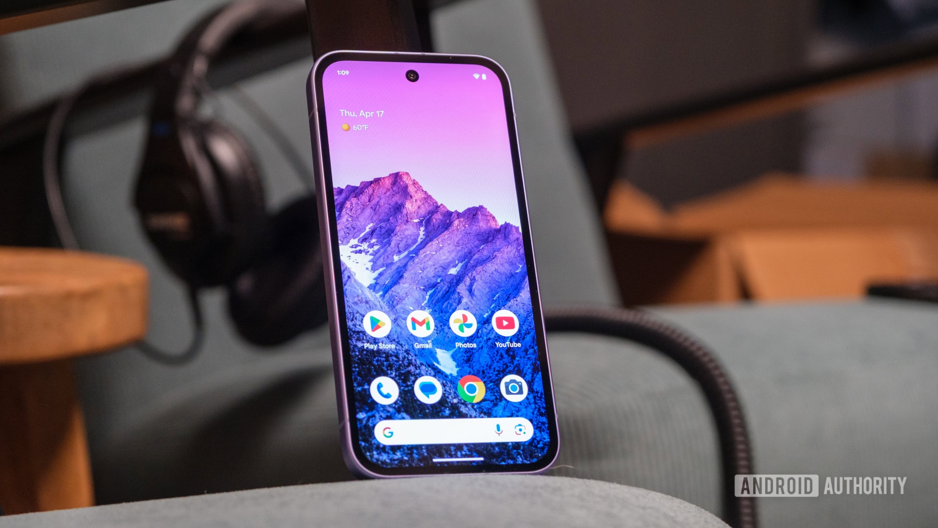 Finally: Google is making theme packs to help you customize your Pixel phone
