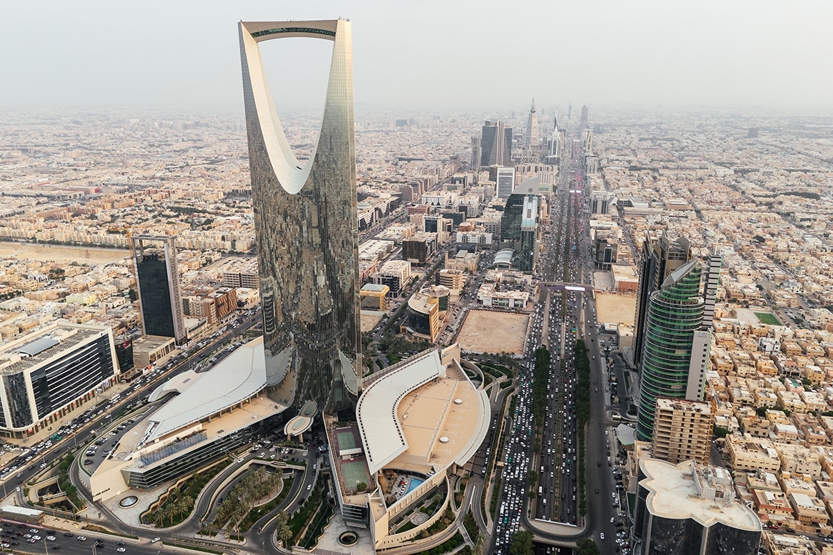 Non-oil sector to be the region's main engine of economic growth