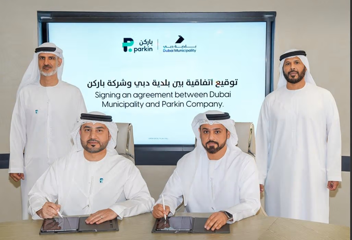 Dubai Municipality and Parkin sign deal to transform public parking