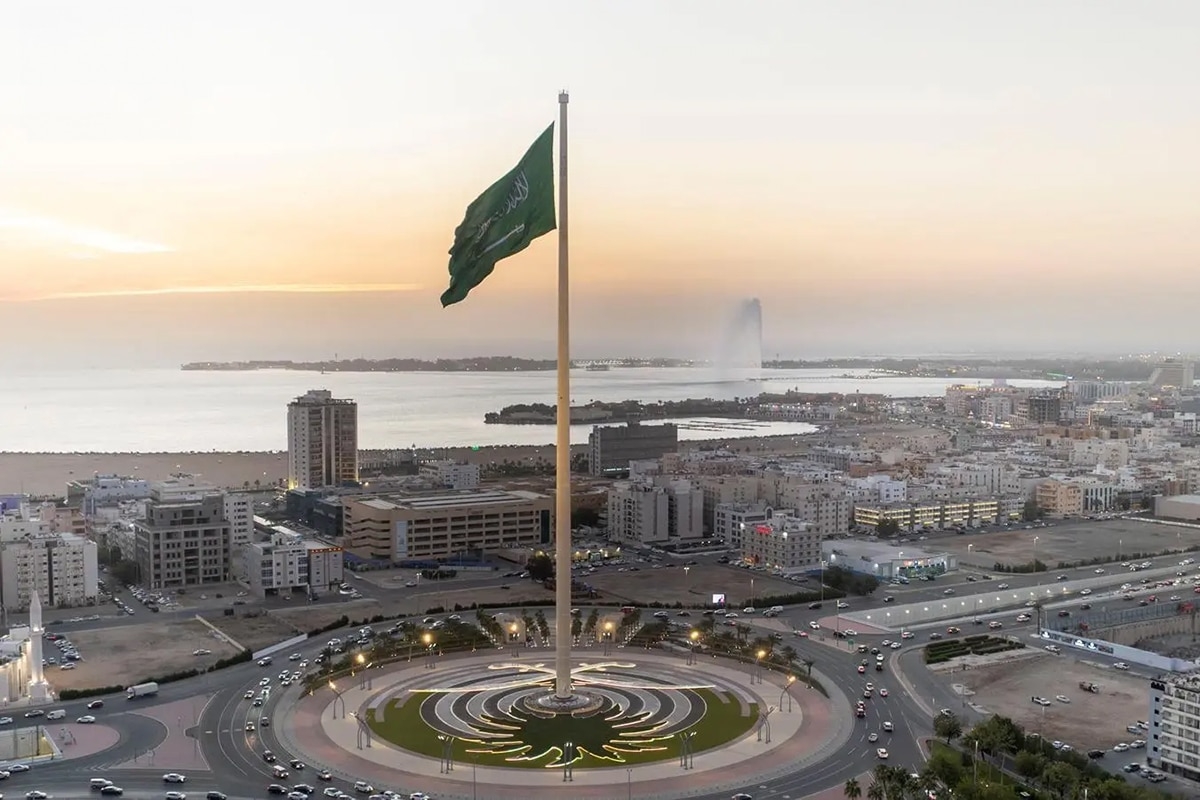 Saudi Arabia announces expat visa sponsor warning