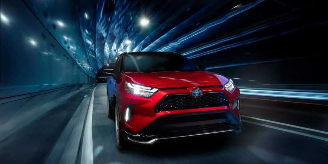 : تتصدر تويوتا RAV4 مبيعات 2024 عالميًا متفوقة على تيسلا موديل Y