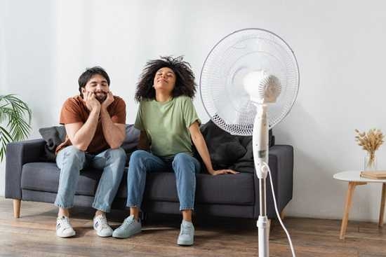 : 7 حيل ذكية لتبريد منزلك في الطقس الحار دون تكييف