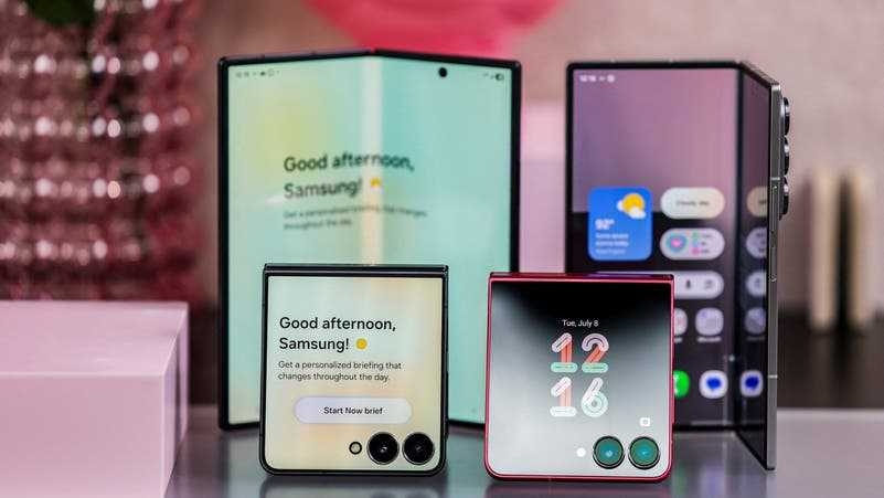 : تسريبات جديدة تكشف تفاصيل أول هاتف ثلاثي الطي من "Samsung"