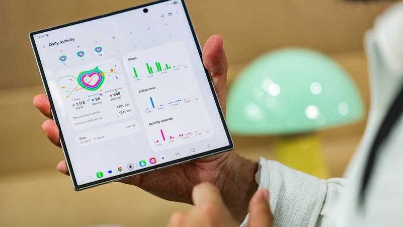 : هاتف Samsung ثلاثي الطي قد يصدُر في وقت أقرب من المتوقع