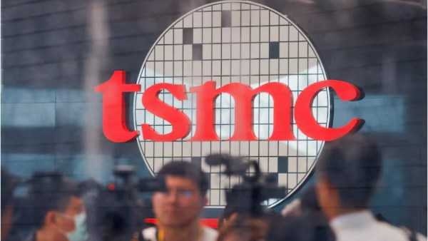 : شركة TSMC تبدأ إنتاج شرائح 2 نانومتر داخل الولايات المتحدة.. ضغط ترامب هو المحرك؟