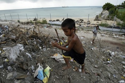 New Zealand reviews its aid to Kiribati after Pacific island nation snubs an official's visit