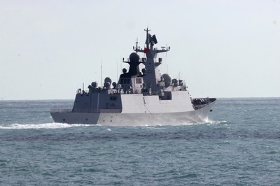 Australian, New Zealand militaries monitor 3 Chinese warships off Australia