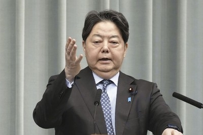 Japan won't join UN meeting on nuclear weapons ban