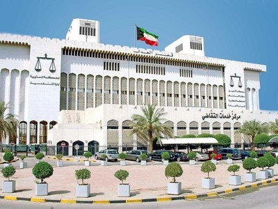 Jail for Kuwaiti man, Gulf woman overturned in ‘indecent act' case