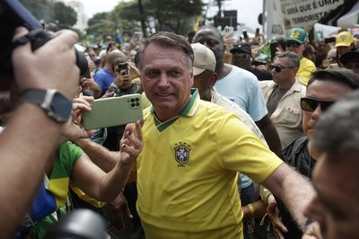 Bolsonaro supporters protest on Copacabana Beach to defend him after coup charges