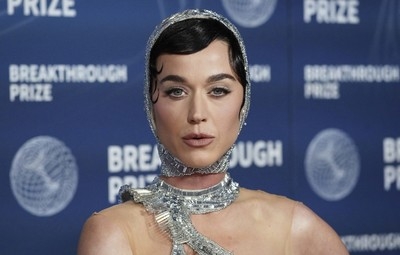 Perry channels her 'feminine divine' ahead of space mission