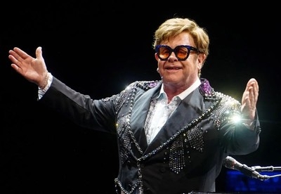 Sir Elton John celebrates 'extraordinary' 10th UK No. 1 album