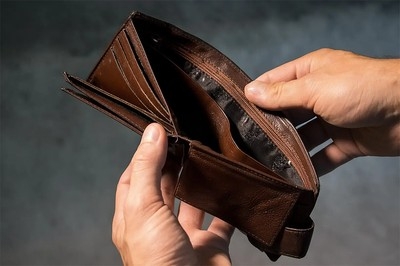 Delayed Salaries in Kuwait? Here's How to Fight Back Legally