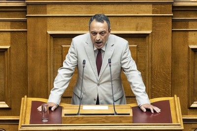 Lawmakers expelled from Greece's parliament over ties to jailed far-right politician
