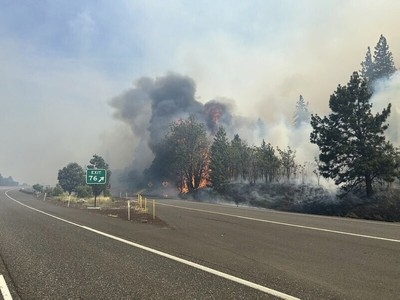Oregon wildfire prompts evacuations and closes interstate in Columbia River Gorge