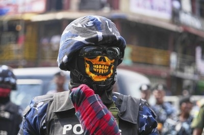 At least 100 people killed by gunmen in north-central Nigeria: rights group