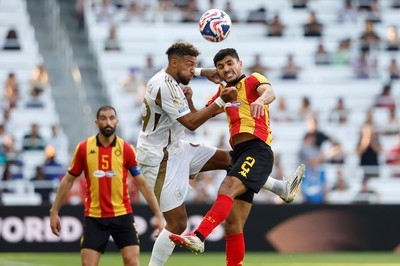Esperance keeps Club World Cup knockout hopes alive