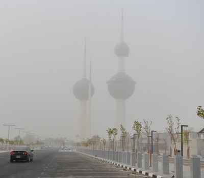 Dusty skies, strong winds in Kuwait to ease by Monday
