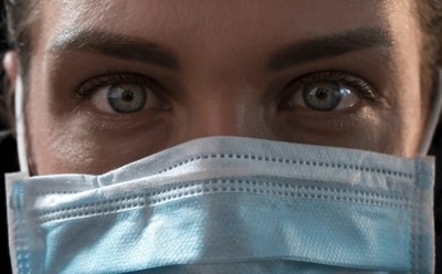 New study links COVID-19 vaccine to potential eye damage