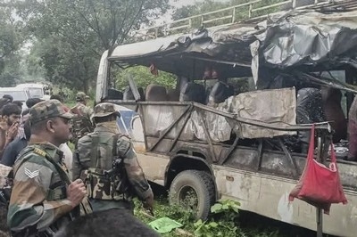 Bus accident in eastern India kills 5