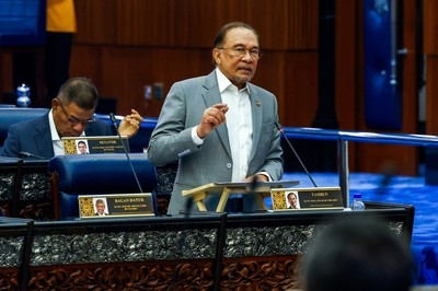 Economists see trade headwinds dragging on Malaysia's industrial output outlook
