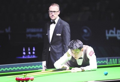 Zhao and Ding advance to last 16 at the Saudi Arabia Snooker Masters