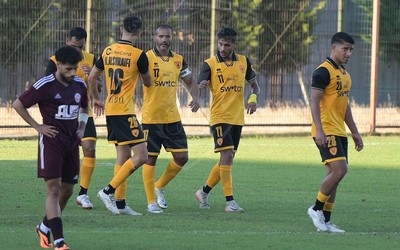 Bader Al-Mutawa scores twice for Qadsia in a 2-2 draw with Al-Faisaly