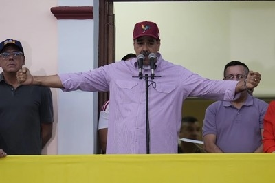 Venezuelan president decides to mobilize 4.5 million militias over US threats