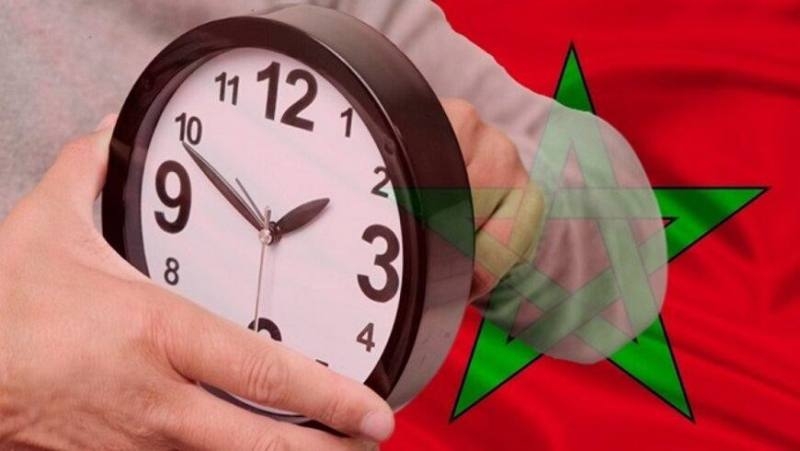 الكشف عن السر الحقيقي لفرحة المغاربة بالساعة الجديدة؟
