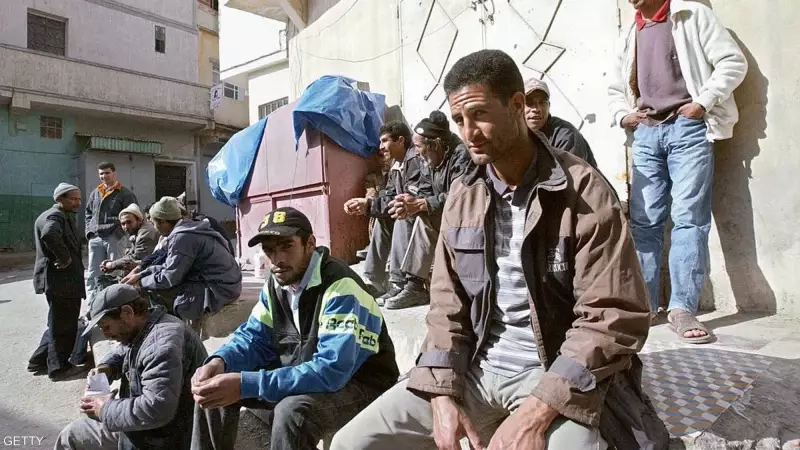 بعد الفشل المتتالي..هل تنقذ الصين المغاربة؟