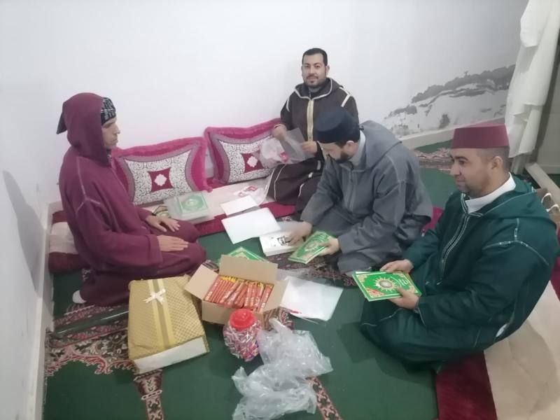 نظم المجلس العلمي المحلي لإقليم الناظور والمندوبية الإقليمية للشؤون الإسلامية مجلسًا حديثيًا بمسجد القلب عزوزات بجماعة أولاد ستوت