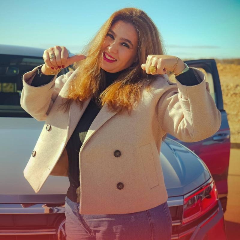 الفنانة صابرينا تطلق أغنية جديدة