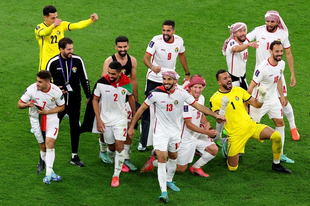 مواجهة الأمل الأخير.. عُمان تستضيف الأردن في تصفيات كأس العالم