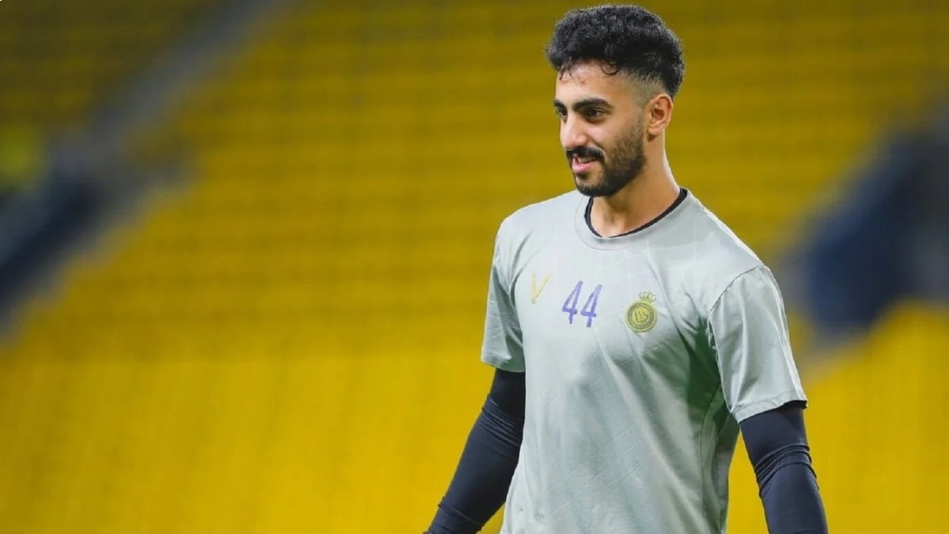 كواليس خاصة جدًا: نواف العقيدي يكشف سر توتر الأجواء بين لاعبي النصر (فيديو)
