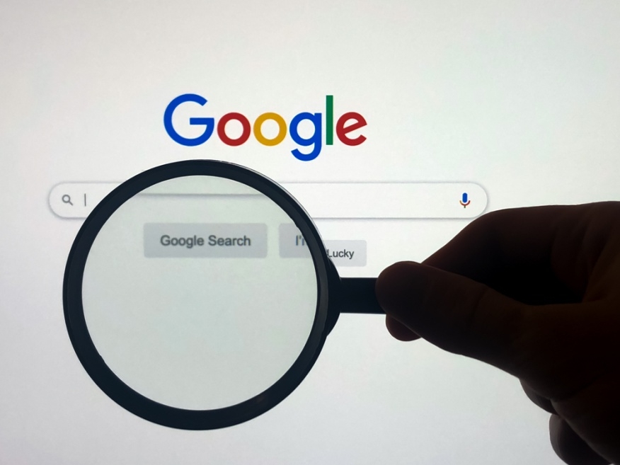 هل تسمع نتائج البحث؟ جوجل تغيّر طريقة تواصلك مع المعلومات