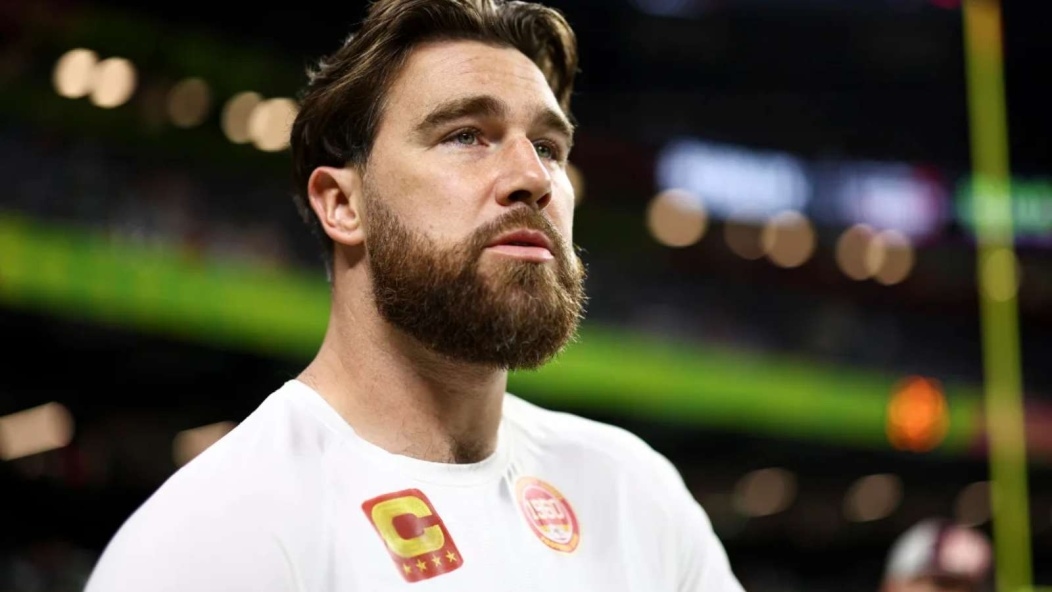نجم الـNFL يظهر في فيلم ساندلر الجديد.. وهذا رأي الأخير فيه