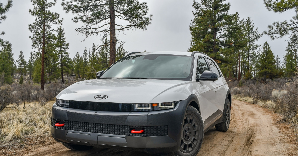 Ford Isn't Going to Like the 2025 Hyundai IONIQ 5 XRT's Price and Rugged Looks