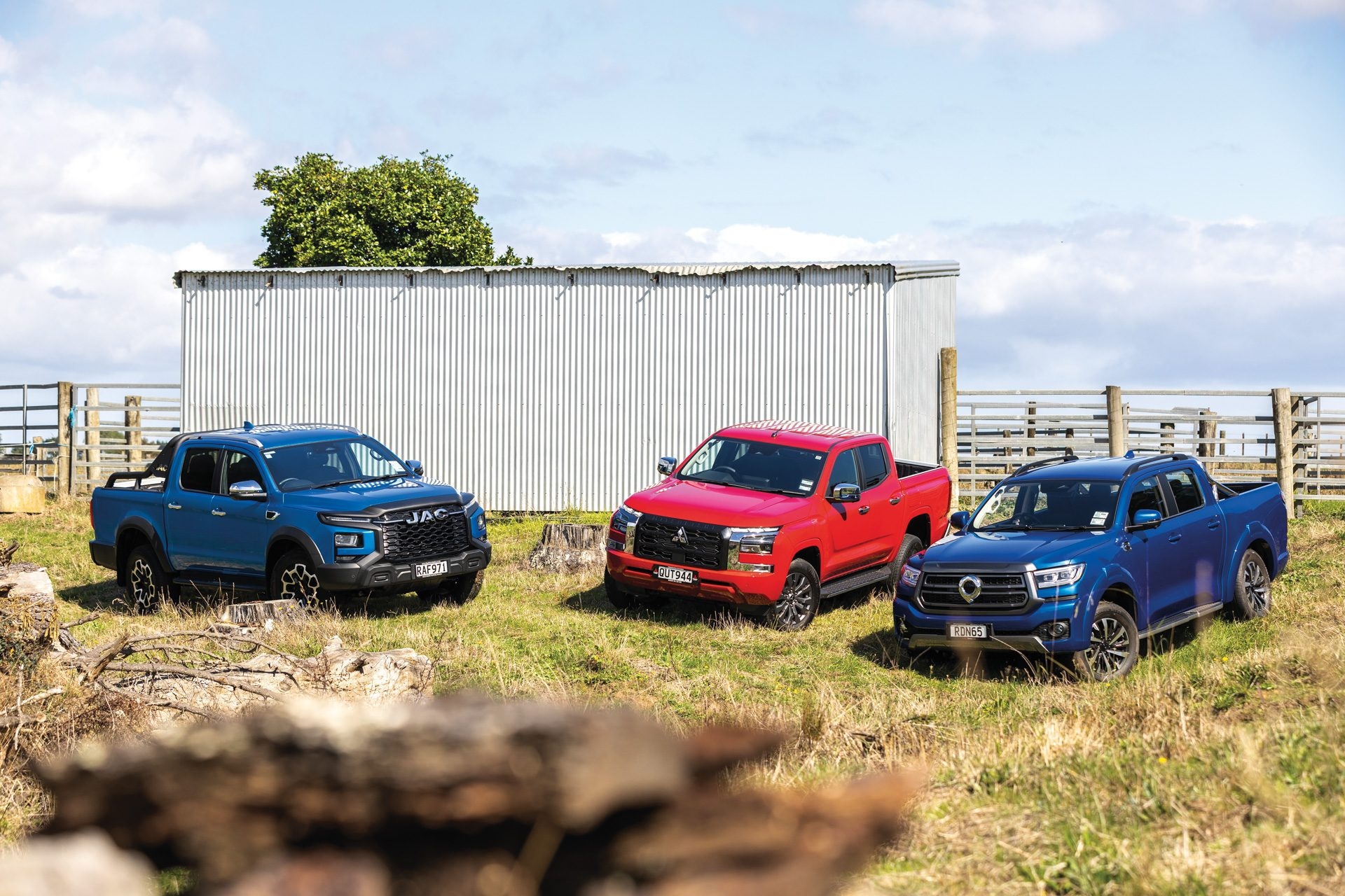 2025 GWM Cannon Lux vs JAC T9 vs Mitsubishi Triton GLX-R Comparison