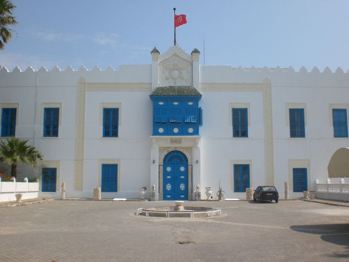 بيت الحكمة يفتتح أسبوعًا ثقافيًا علميًا بإحياء فكر رموز تونسية بارزة