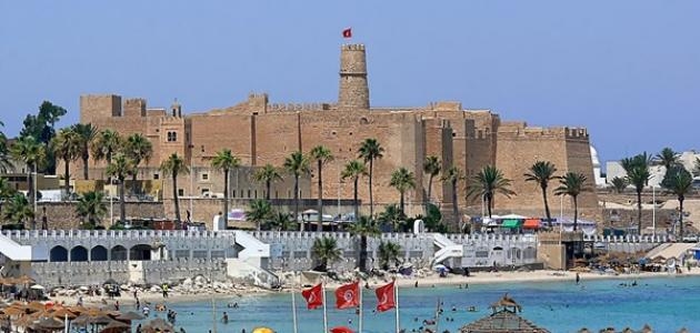 المنستير: تقدم تنفيذ عدد من المشاريع الثقافية والصحية والشبابية المعطّلة منذ سنوات بكل من جمّال والبقالطة