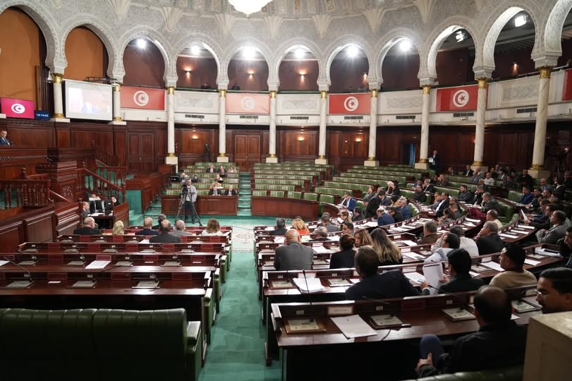البرلمان: جلسة عامة الإثنين القادم حول مشروع قانون يتعلّق بالموافقة على اتفاقية قرض بين تونس والصندوق العربي للإنماء