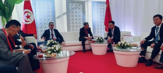 شركة "سينوما" الصينية تتسلم رسمياً مصنع الإسمنت بجبل الوسط