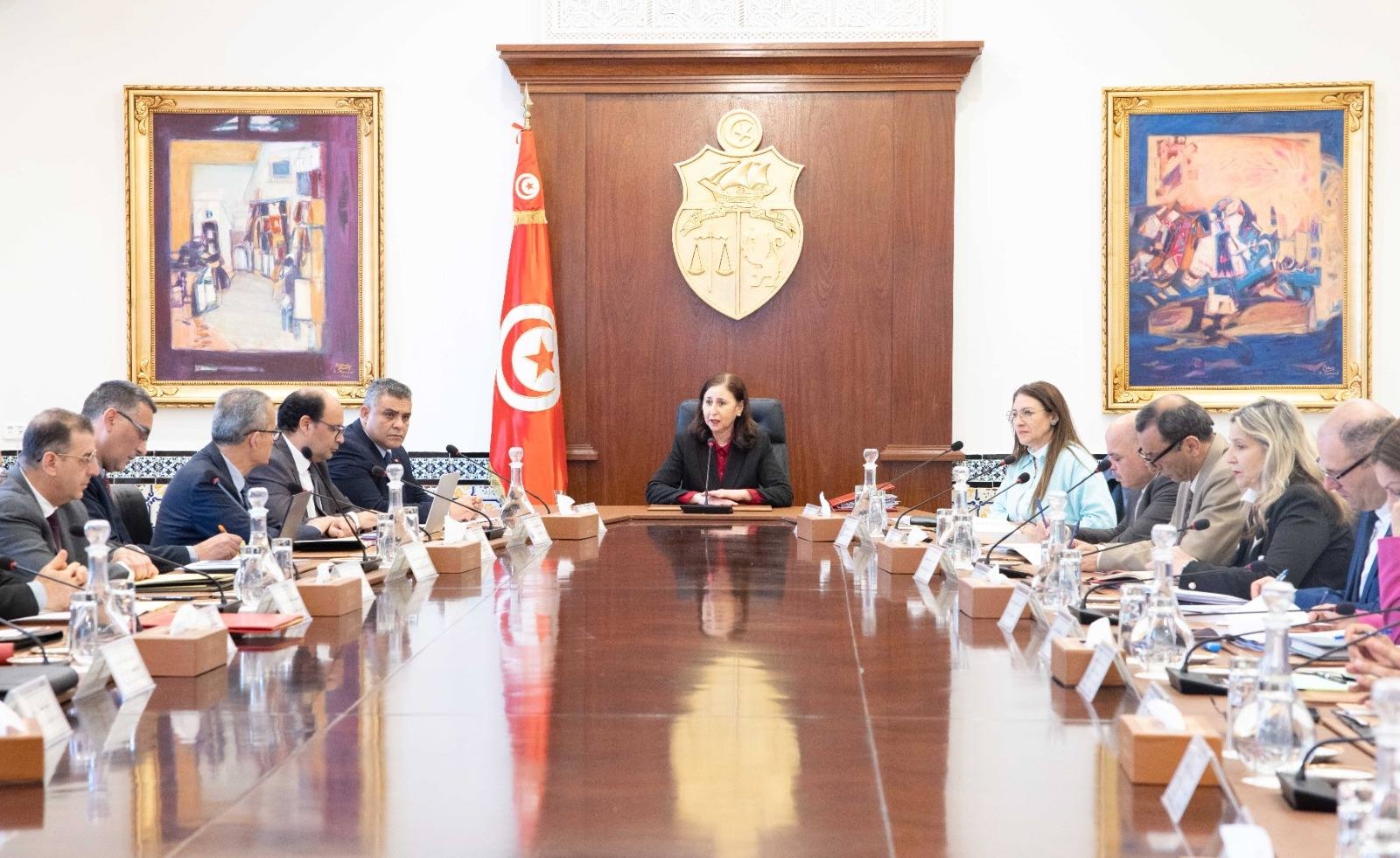 مجلس وزاري يستعرض إجراءات جديدة لفائدة الجالية التونسية بالخارج استعدادا لصائفة 2025