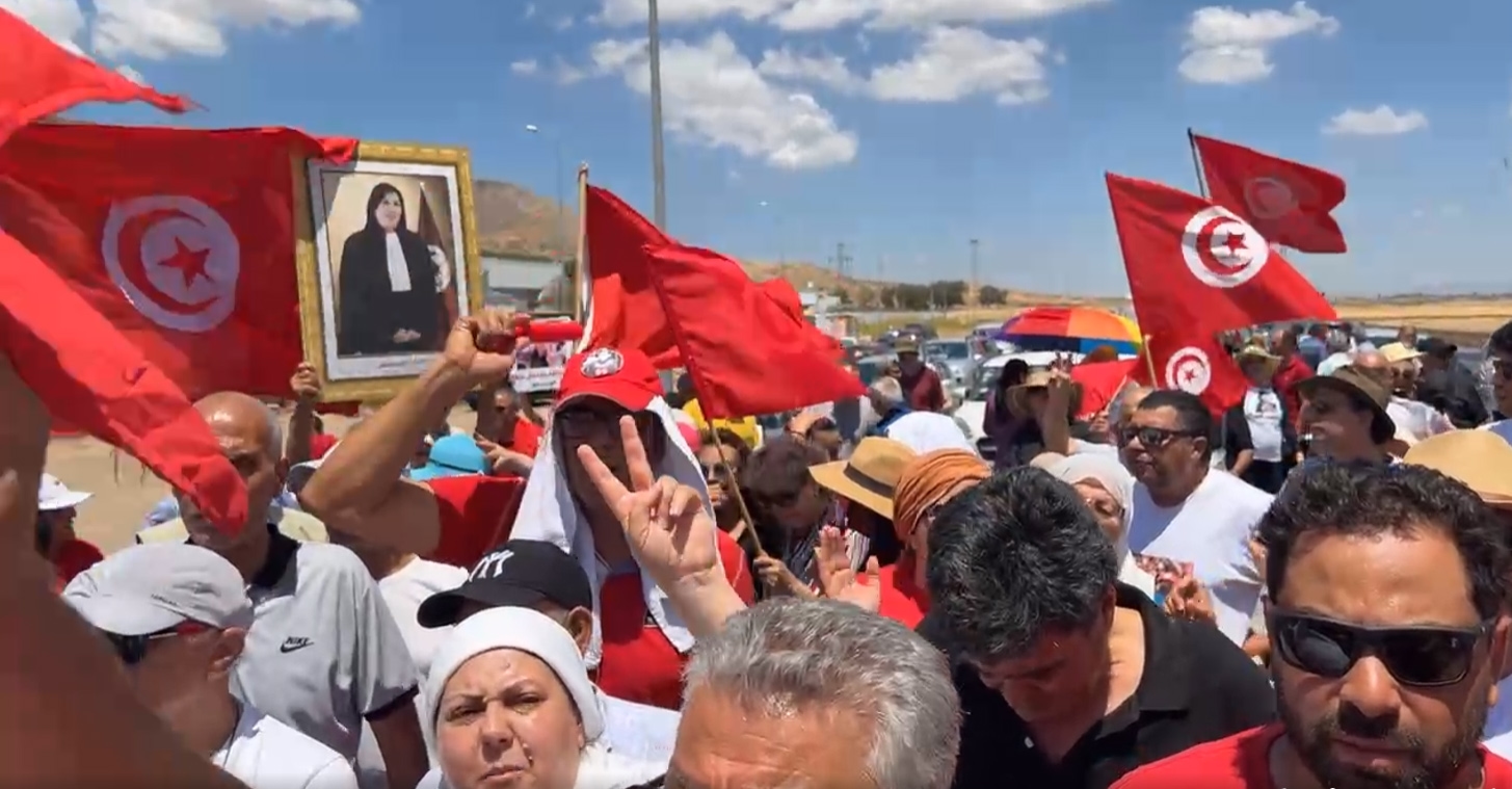 الحزب الدستوري الحر ينظم قافلة تضامنية مساندة لرئيسته بعد نقلتها لسجن بلاريجيا