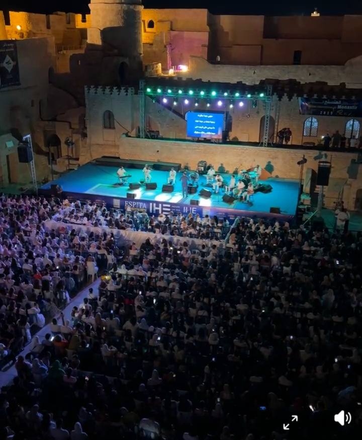 المنستير: إصابة ثلاثة عازفين إثر سقوط قوس الإضاءة الفنية خلال عرض موسيقي برباط المنستير