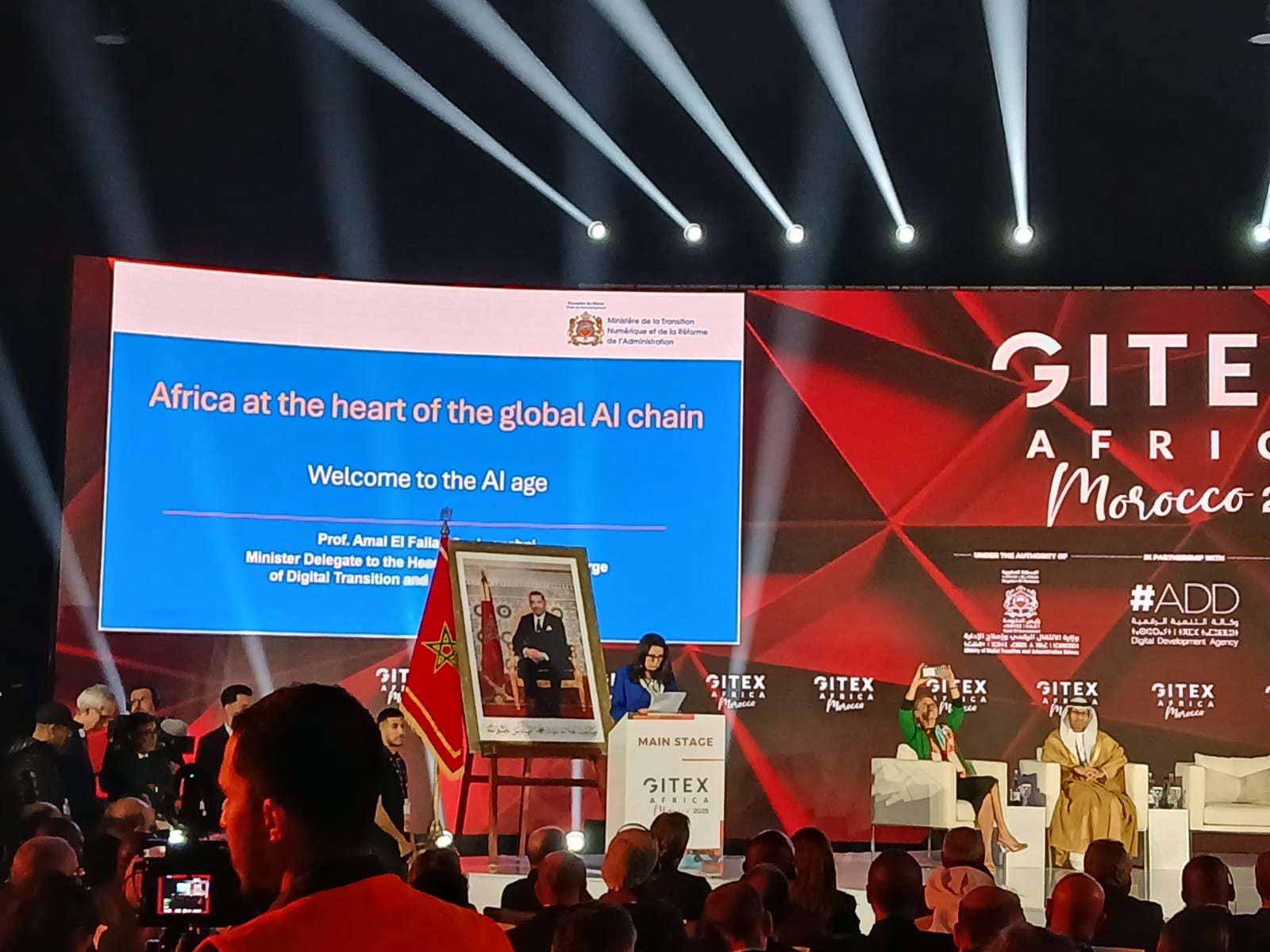 الوزيرة السغروشني خلال افتتاح الدورة الثالثة لمعرض 'جيتكس إفريقيا المغرب': المغرب اختار أن يكون "صانعا للتكنولوجيا" وليس مجرد "متلقّ لها"