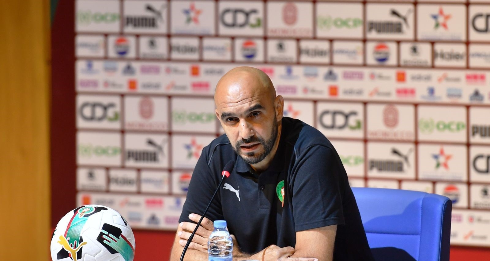 الركراكي يضع النقاط على الحروف: من يريد المغرب فليأت بقلبه.. وتمثيل المنتخب فخر لكل لاعب