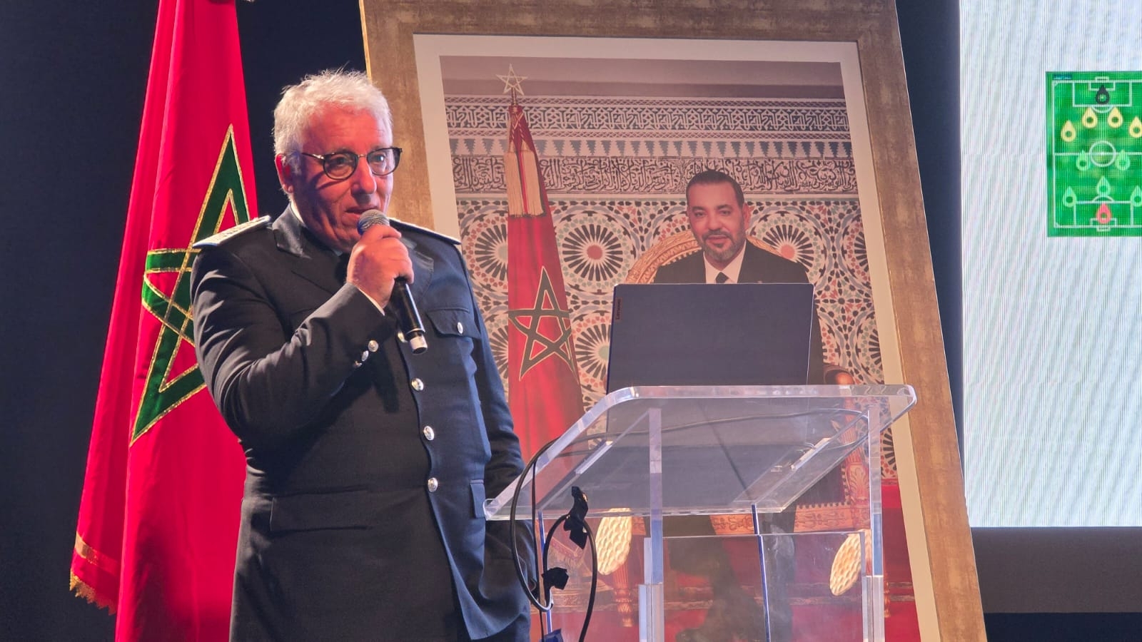رئيس قسم الأمن الرياضي بالـ"DGSN": المغرب عازم على إنجاح تنظيم التظاهرات الرياضية الكبرى المقبلة من خلال خطة أمنية محكمة (صور)