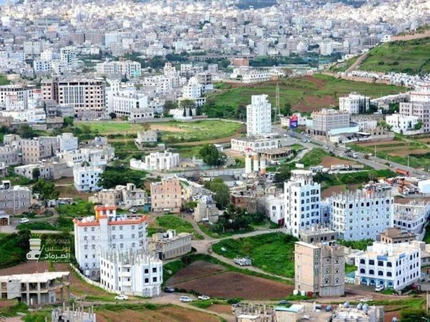 إفراج مثير للجدل عن متهمين بقتل مواطن في إب... واتهامات للحوثيين بتهريب الجناة