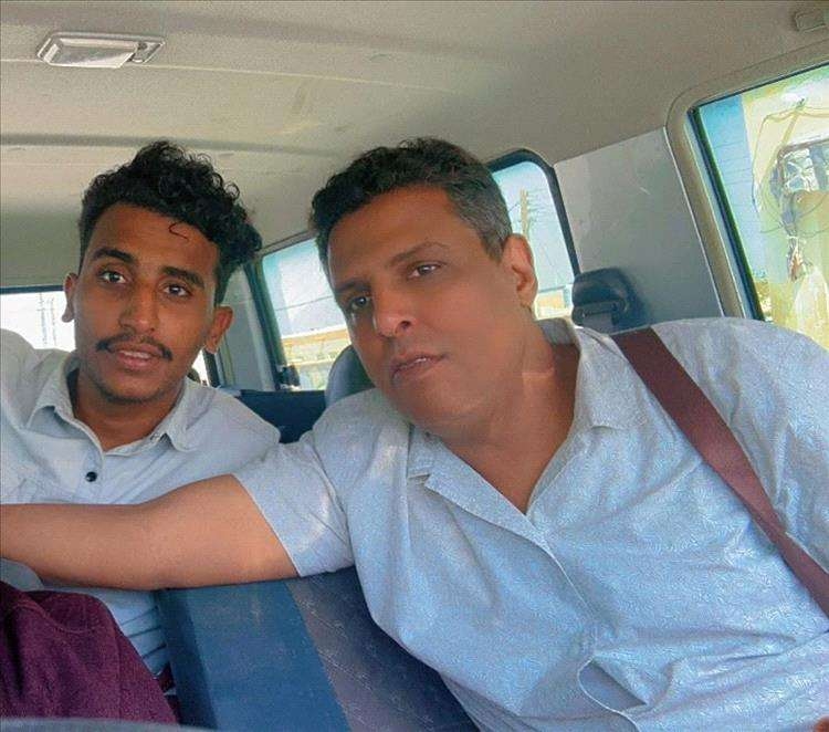 الإفراج عن الصحفي مزاحم باجابر بعد أكثر من شهر من الاعتقال في حضرموت